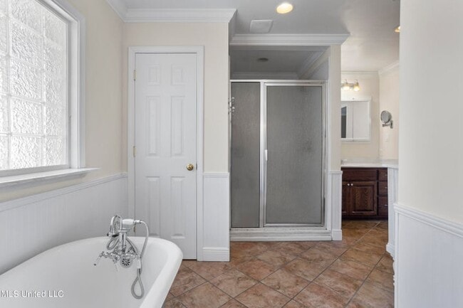Building Photo - 550 Mockingbird Dr