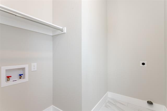 Building Photo - 202 S Village Way