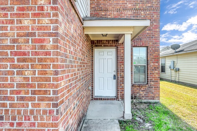 Building Photo - 21315 Beacon Springs Lane