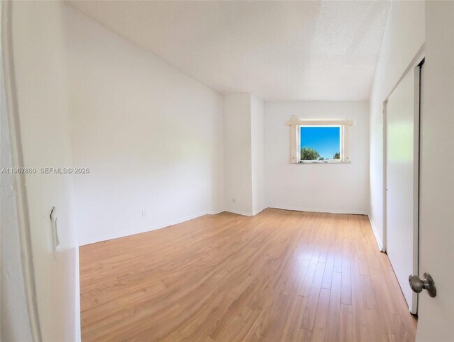 Building Photo - 3445 NW 44th St