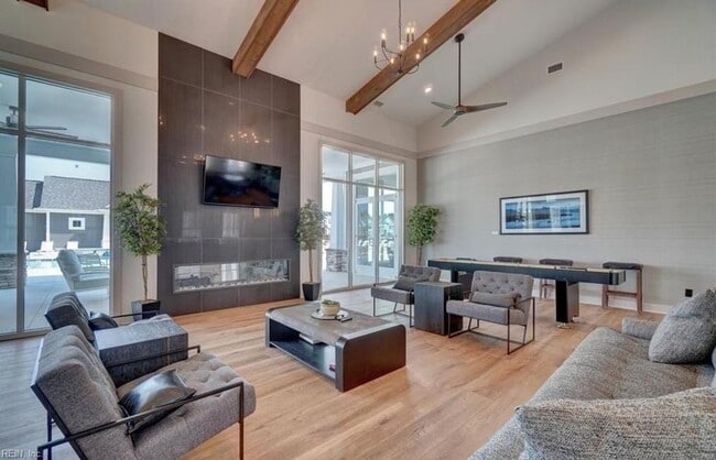 Building Photo - 4 bedroom condo in Suffolk