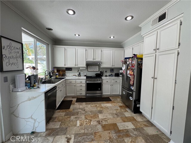 Building Photo - 1318 Hermosa Dr