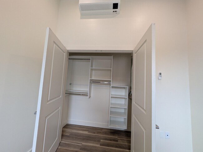 Building Photo - 22 S Main St