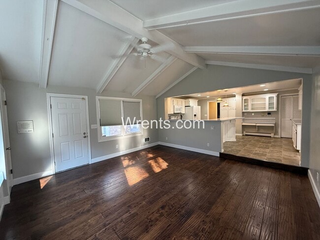 Building Photo - Spacious 6-Bedroom Home with Pool & Multiple Fireplaces – Great Northside Location!