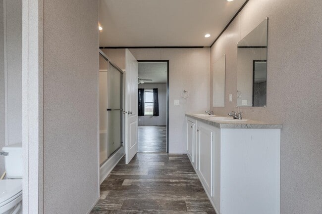 Building Photo - 240 PR 4653