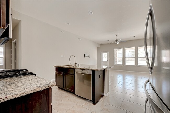 Building Photo - 8402 Coral Cove Pass Ln