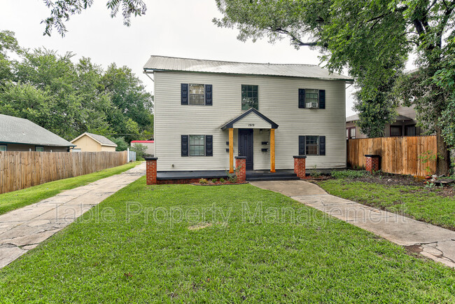 Building Photo - 1919 NW 11th St