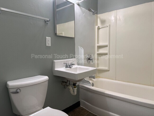 Building Photo - 1824 14th St S