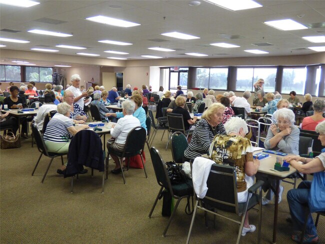 Building Photo - 291 S Hollybrook Dr