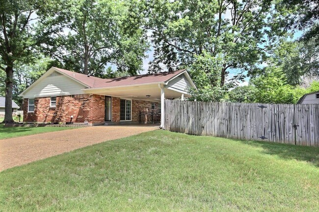 Building Photo - 1074 Tararidge Dr