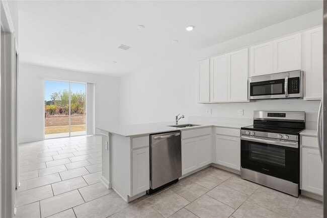 Building Photo - 3303 Laurent Lp