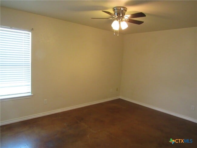 Building Photo - 2906 Starlight Dr