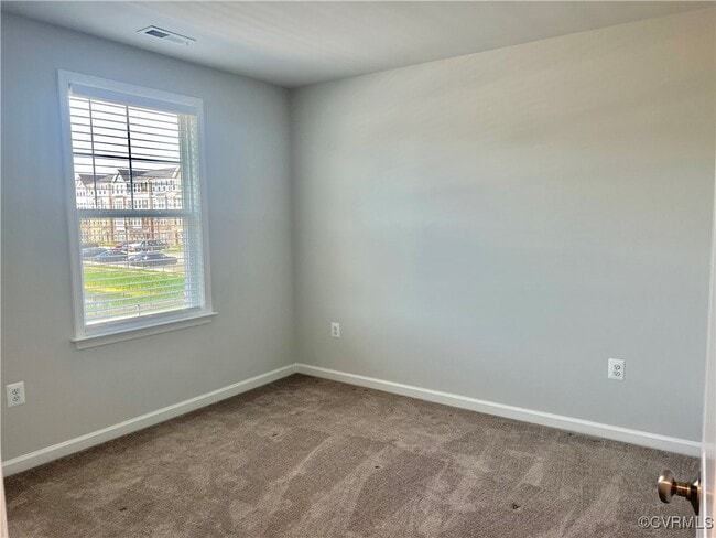 Building Photo - 631 Brookwood Glen Terrace