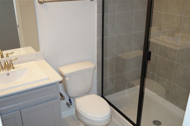 Building Photo - 2056 Meliana Dr