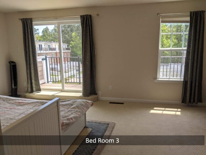Building Photo - 11327 Sadler Walk Ln
