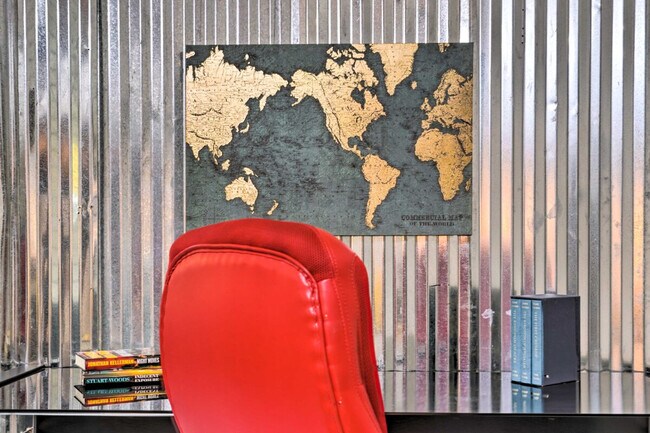 Building Photo - 3704 San Bernardo Ave