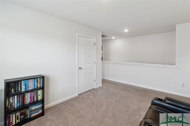 Building Photo - 352 Wedge Cir