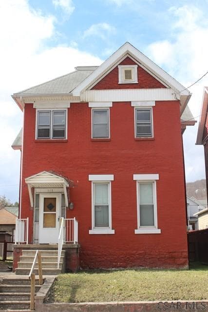 Primary Photo - 159 Strayer St