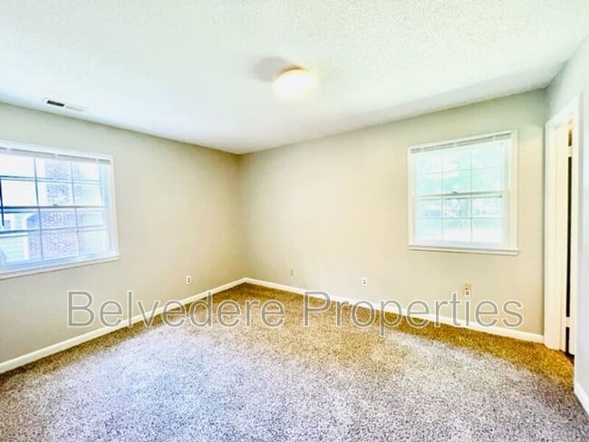Building Photo - 4612 Cabot Dr