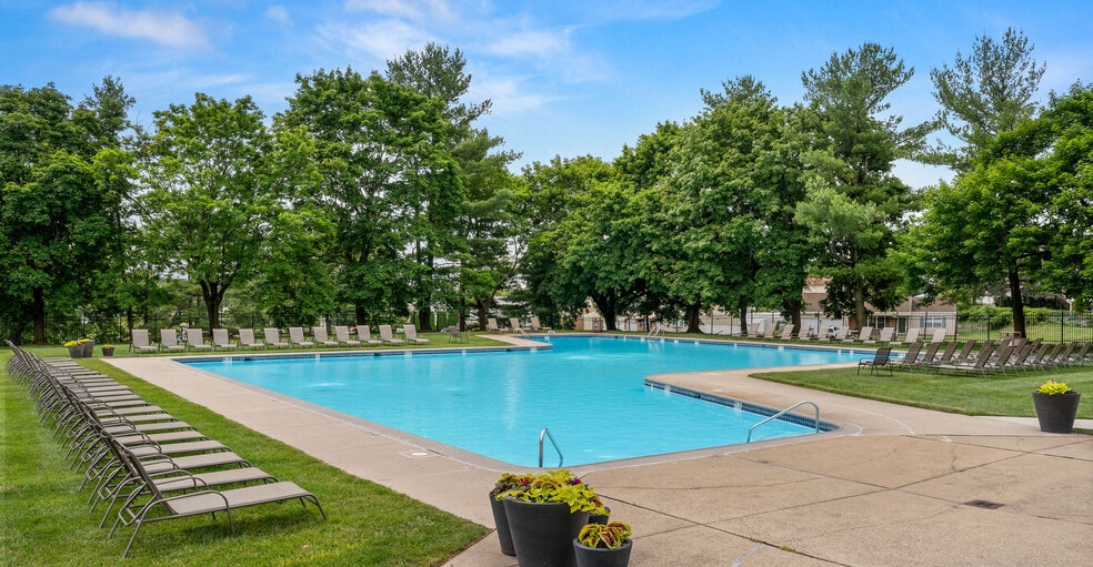 12-print-amenities-11-1 - The Grand