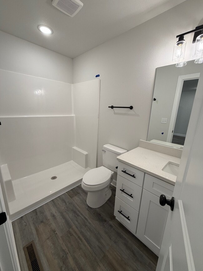 Building Photo - 83 SE 351st Rd