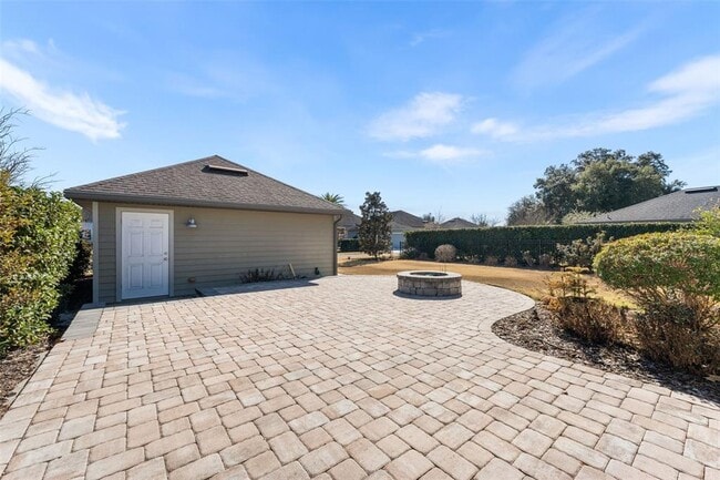 Building Photo - 2957 SW 118th Dr