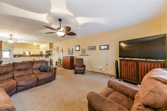 Building Photo - 411 Sailfish