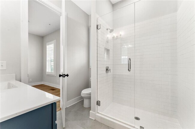 Building Photo - 1272 Longreen Ter NW