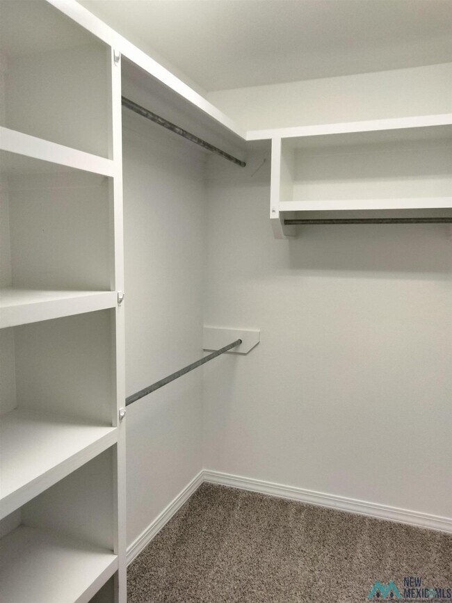 Building Photo - 621 Providence Cir