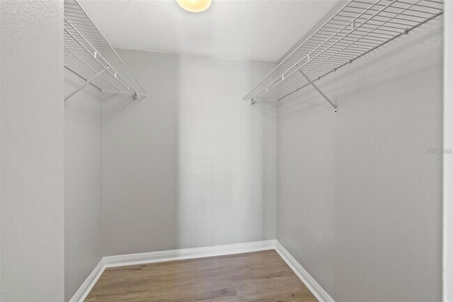 Building Photo - 5950 Pelican Bay Plaza S