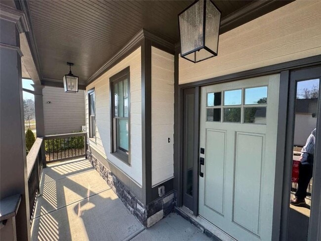 Building Photo - 2442 Mills Bend