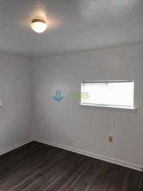 Building Photo - Spacious 3 Bedroom in Verona
