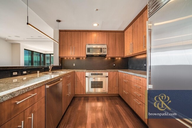 Building Photo - 75 Folsom St