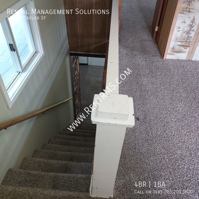 Building Photo - 100 SW Taylor St