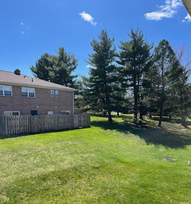 Building Photo - !PRICE REDUCTION! GWYNEDD CLUB 1BR CONDO AVAIL. IMMEDIATELY!