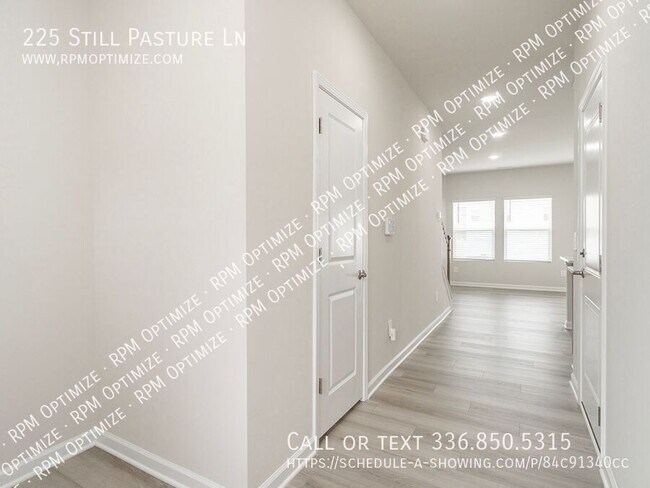 Building Photo - 225 Still Pasture Ln