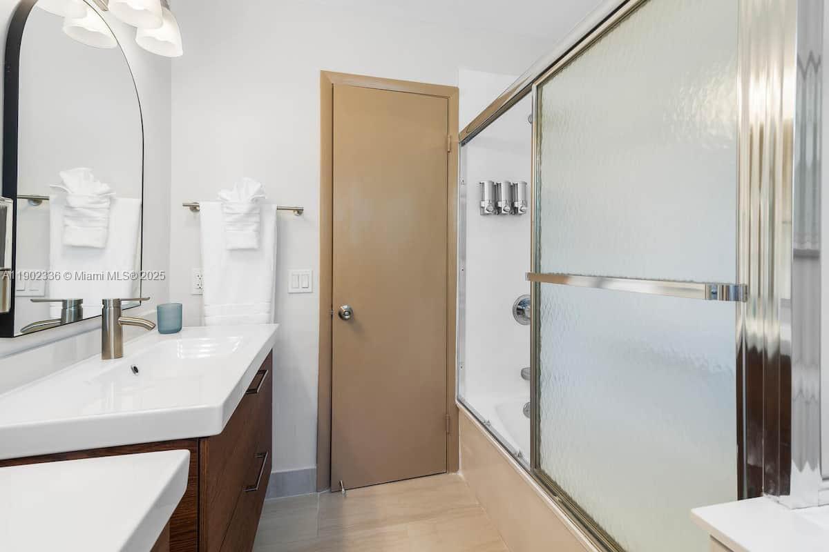 Building Photo - 1500 NW 45th St