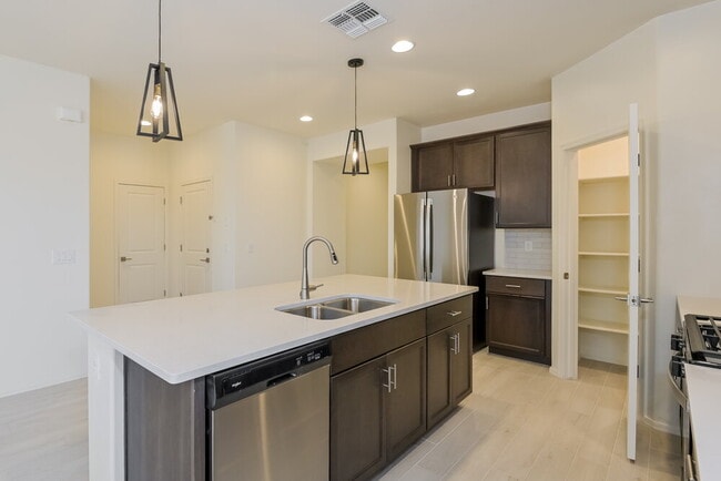 Building Photo - 12174 W Charismatic Dr