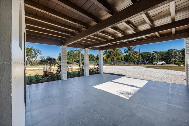 Building Photo - 25900 SW 167th Ave