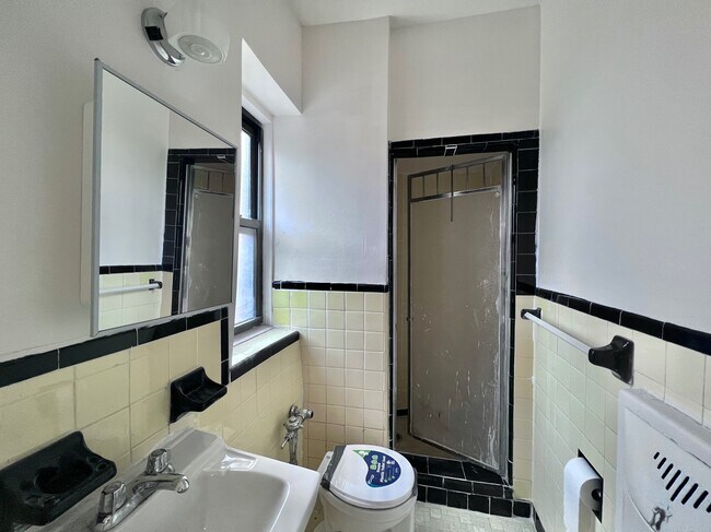 Floorplan - 12 Dongan Place