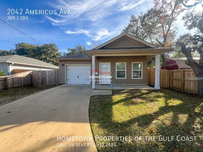 Building Photo - 3-Bedroom Home Minutes from NAS Pensacola