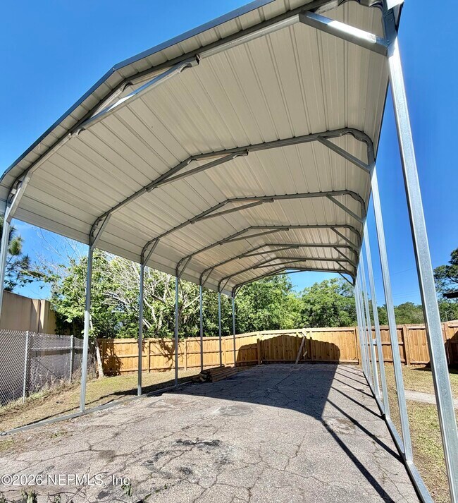 Building Photo - 8264 Devoe St