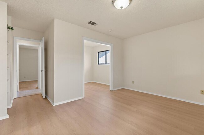 Building Photo - 11205 Amethyst Trail