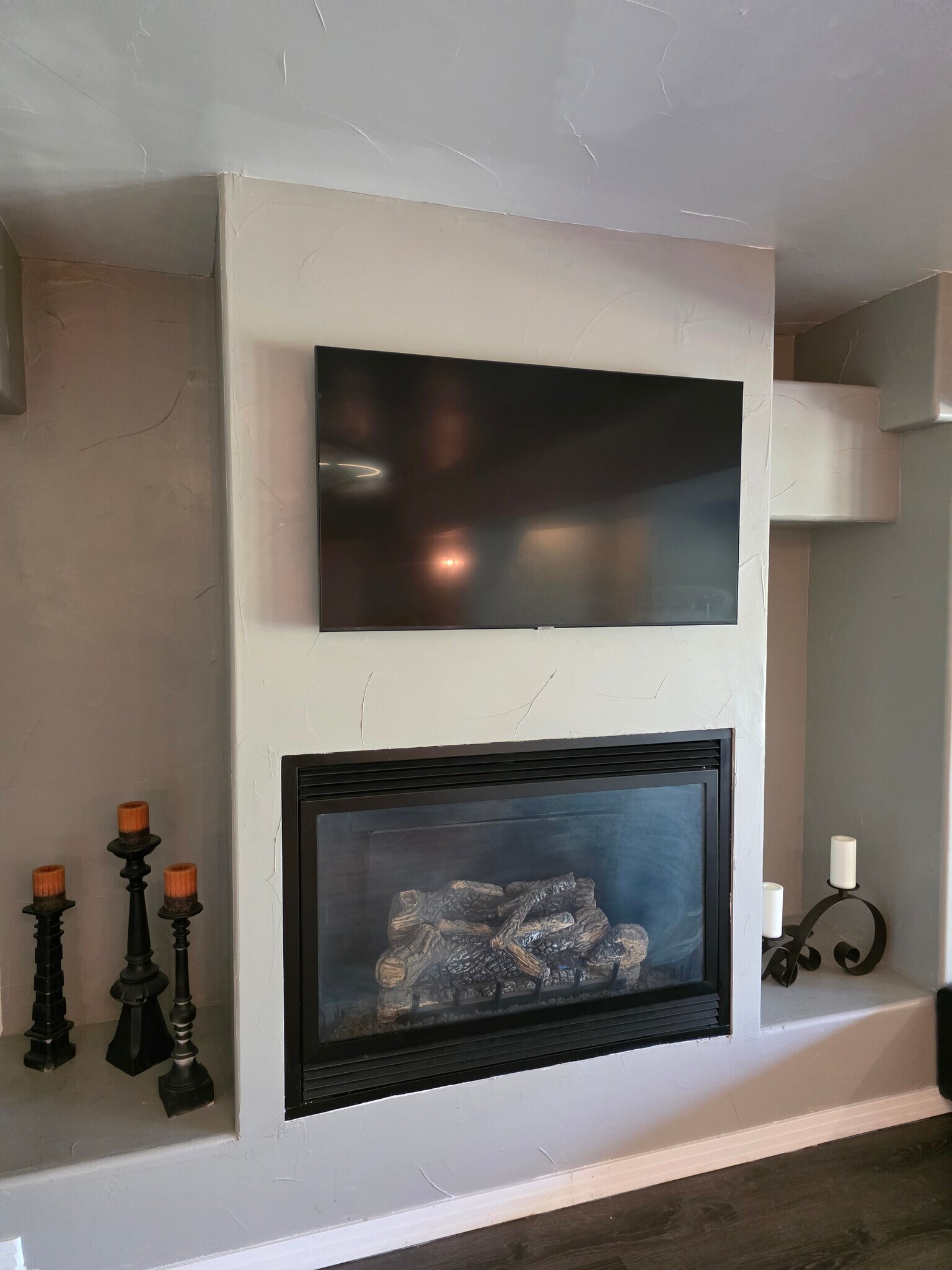 Building Photo - 192 October Pl