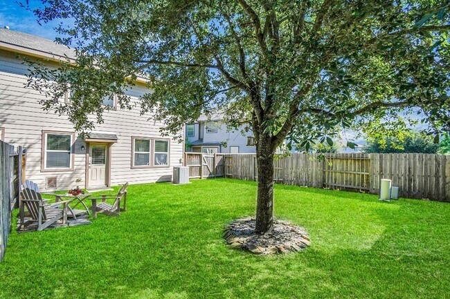 Building Photo - 6426 Haywards Crossing S Cir