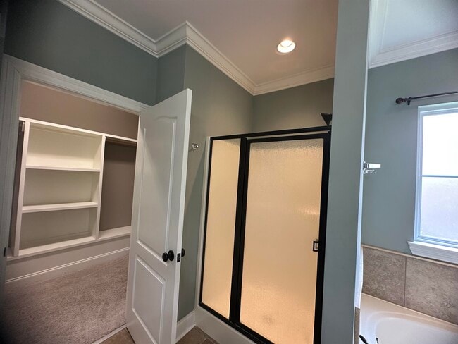 Building Photo - 2212 Alexa Ln
