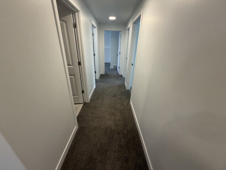 Building Photo - 5729 S 2400 W