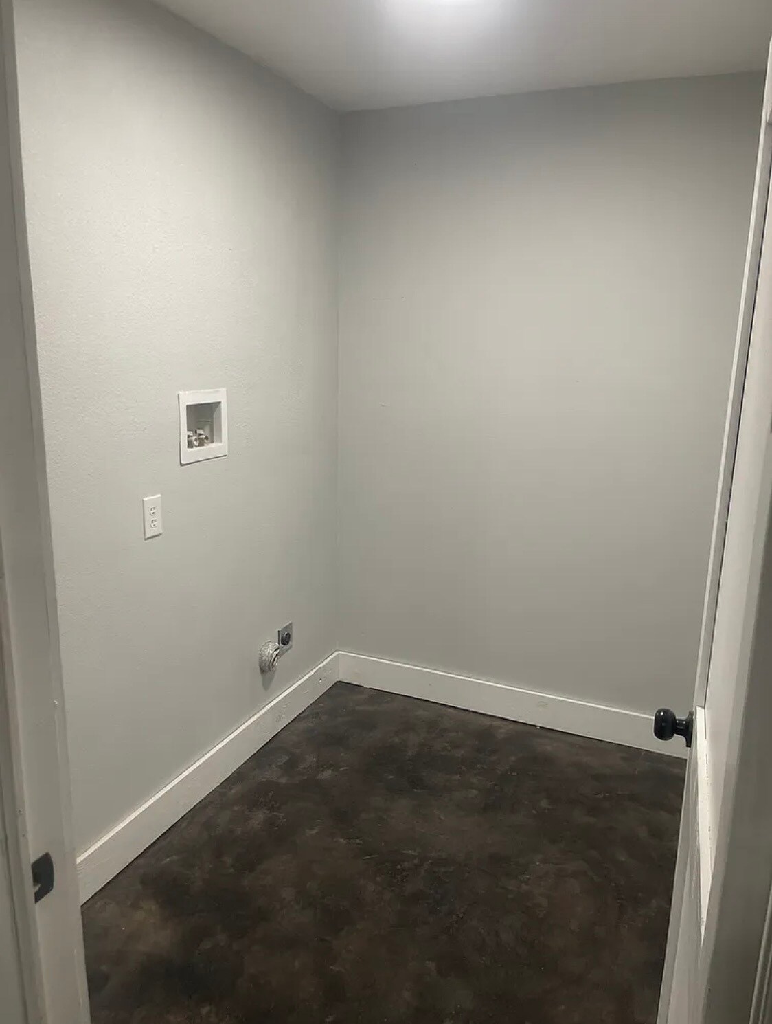 Building Photo - 176 Fawn Dr