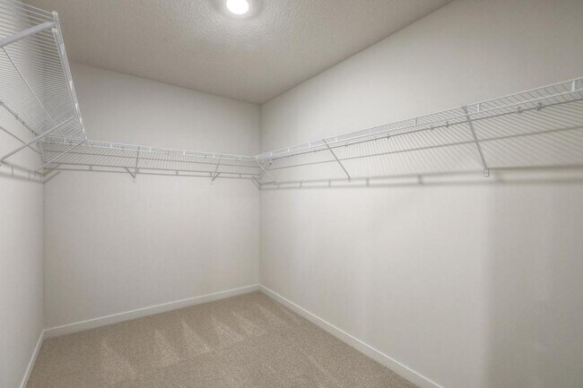 Building Photo - 1611 Maci St