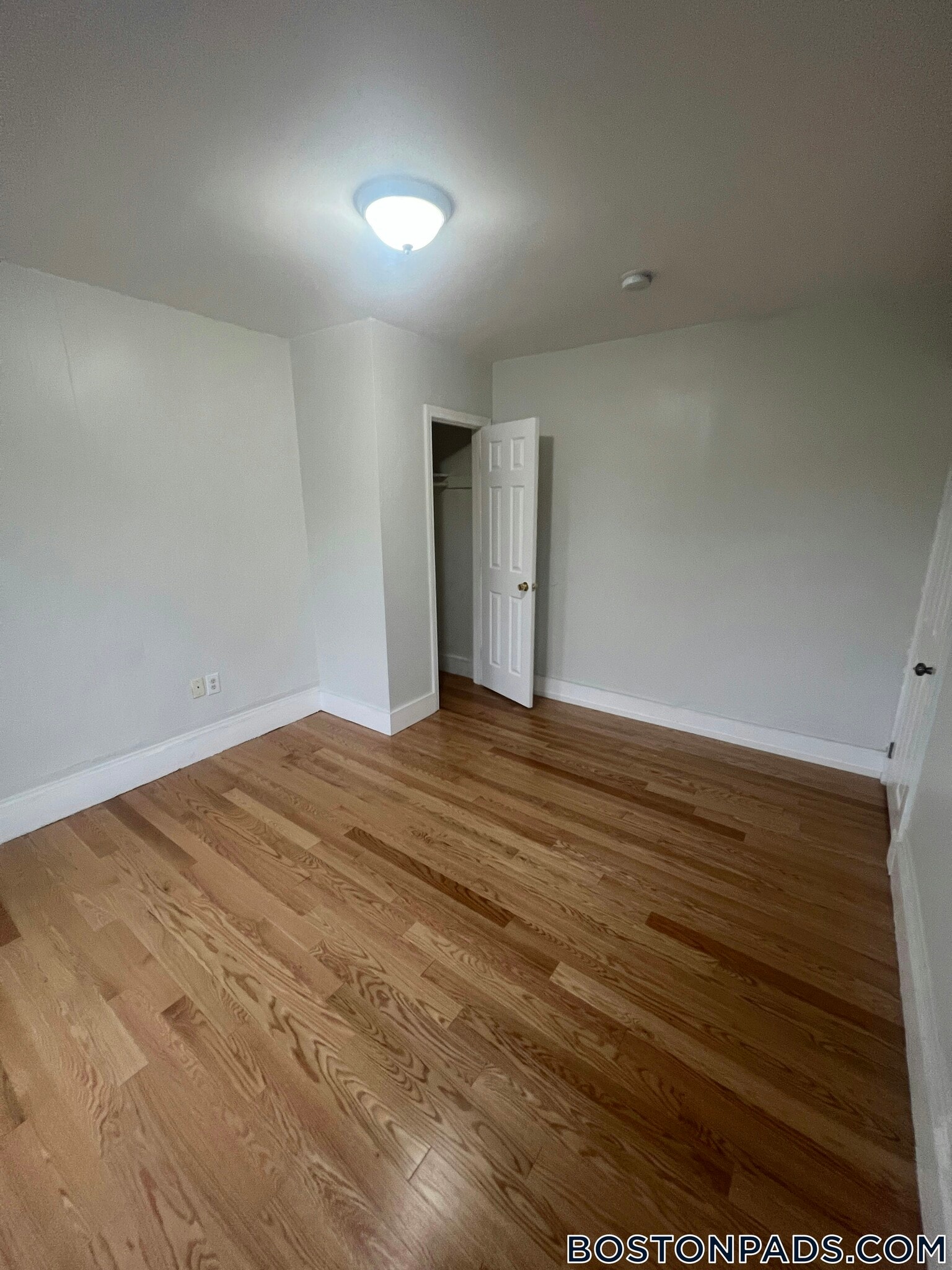 Building Photo - 800 Washington St